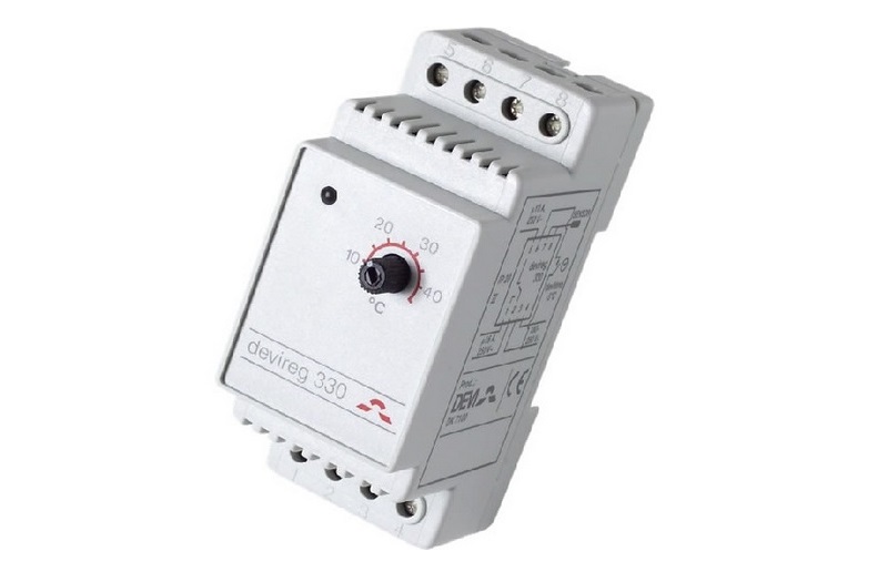 Терморегулятор DEVIreg 330 + 5 гр. С / + 45 гр. С, для управления процессами обогрева. Монтаж - крепление на профиль DIN.
